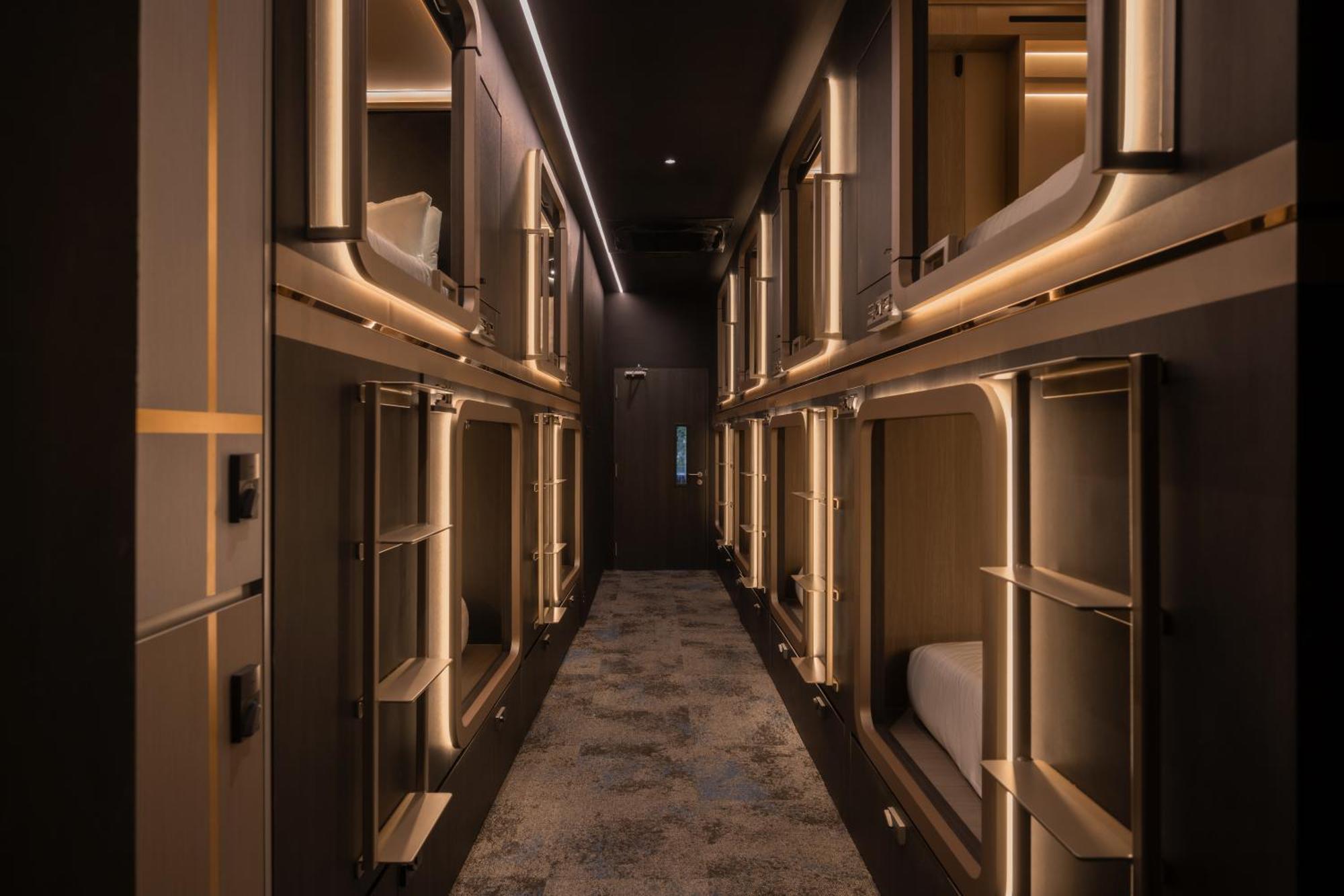 Cube Social Boutique Capsule Hotel At Boat Quay Singapura Exterior foto